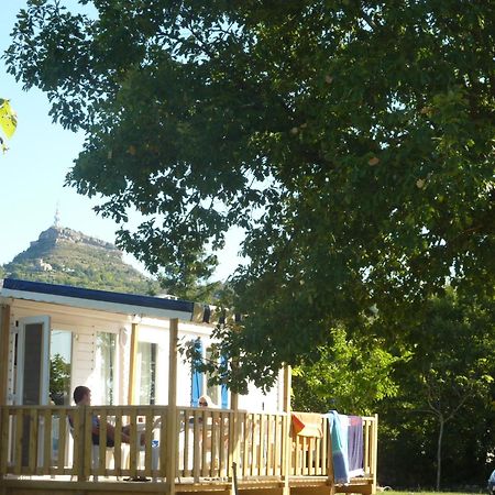 Camping La Chapouliere Рюом Экстерьер фото