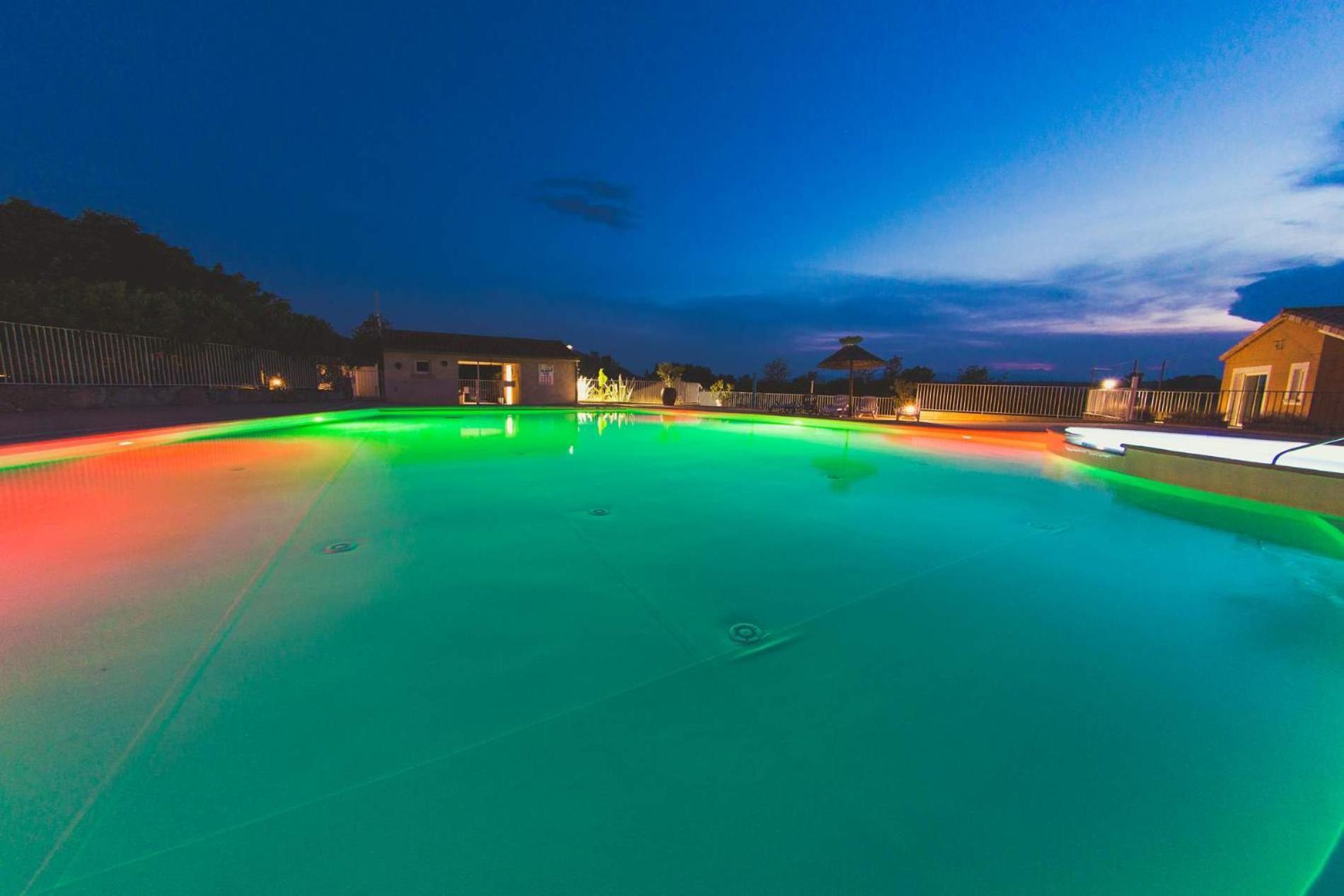 Camping La Chapouliere Рюом Экстерьер фото